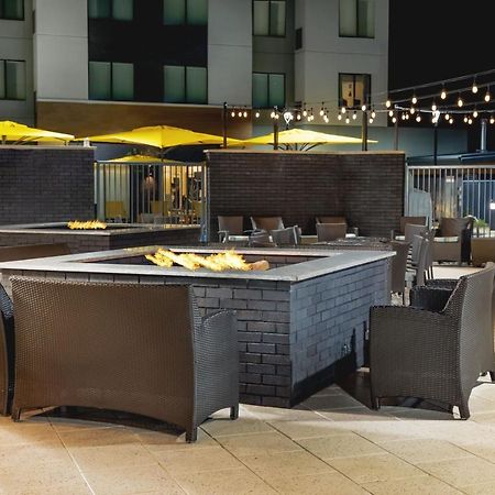 Residence Inn By Marriott Anaheim Бриа Екстериор снимка