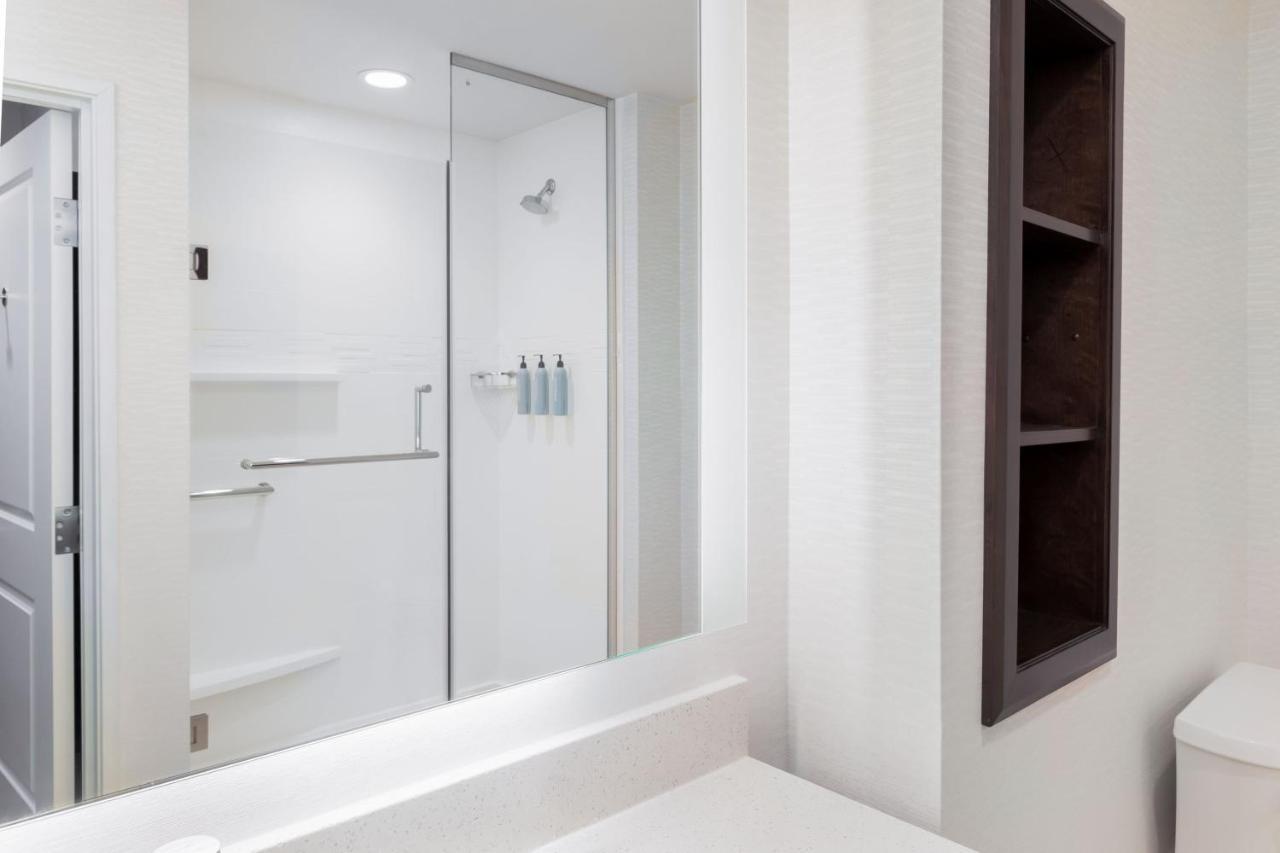 Residence Inn By Marriott Anaheim Бриа Екстериор снимка
